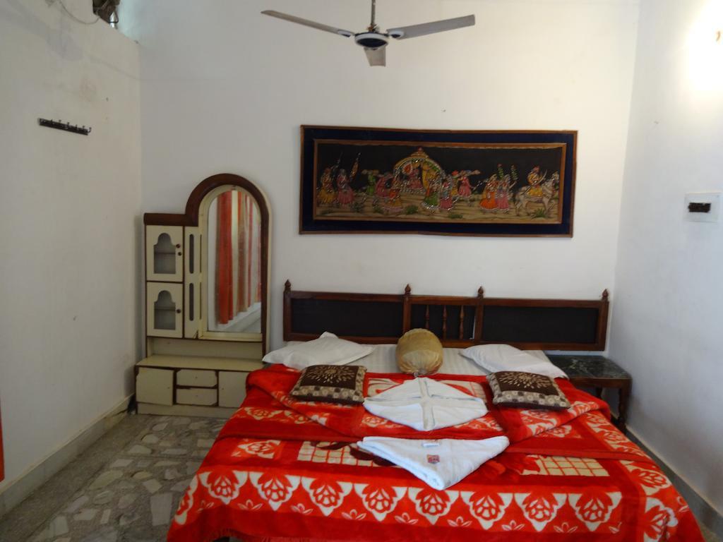Hotel Fort View Orchha Quarto foto