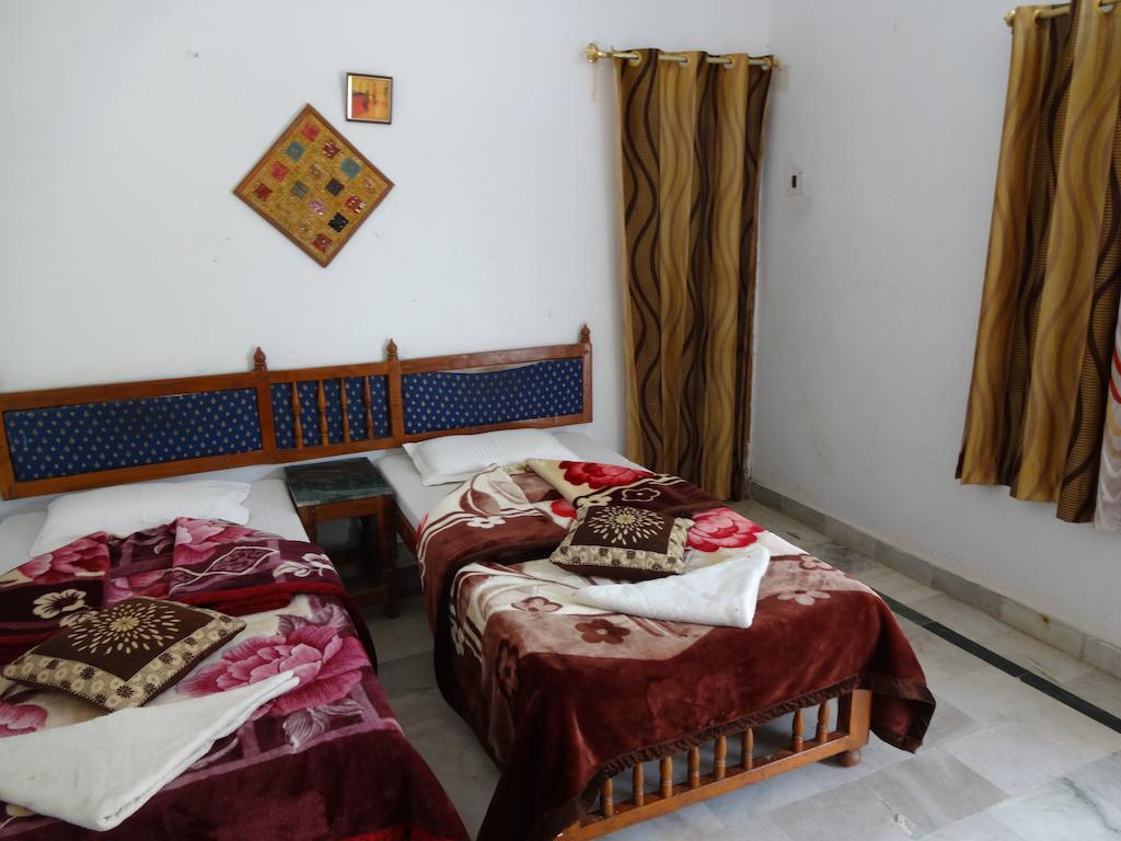 Hotel Fort View Orchha Quarto foto